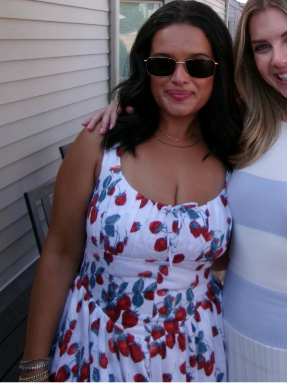 Reformation Linen Balia Dress - strawberry print - Picture 3 of 4